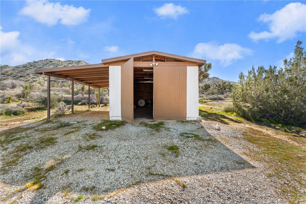 main property photo 27