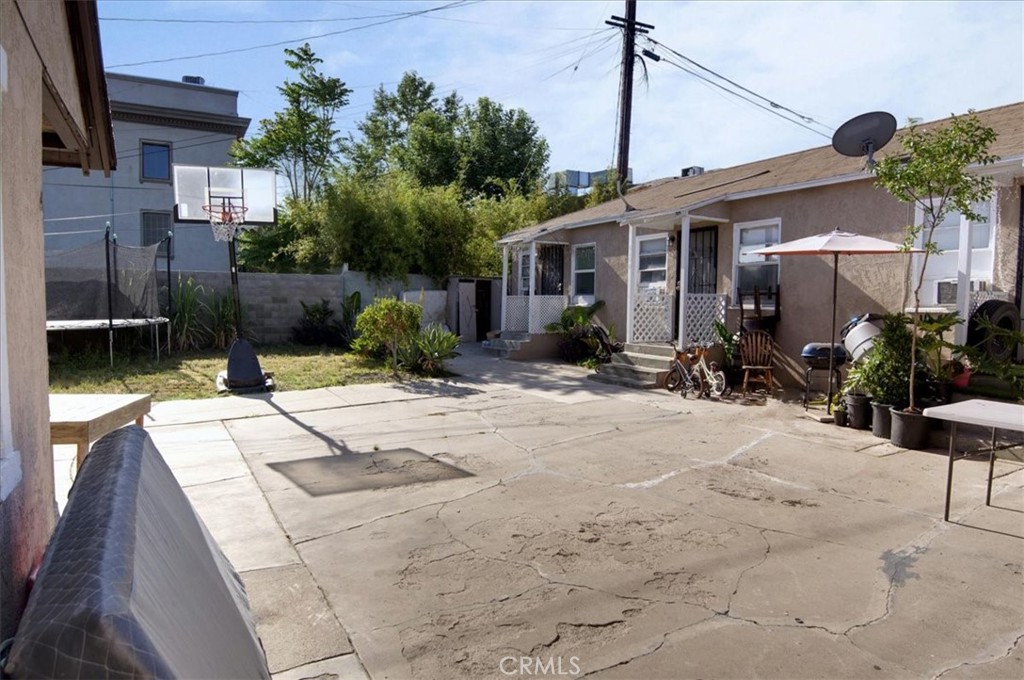 main property photo 14