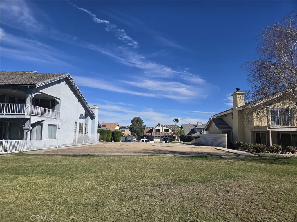 main property photo 5