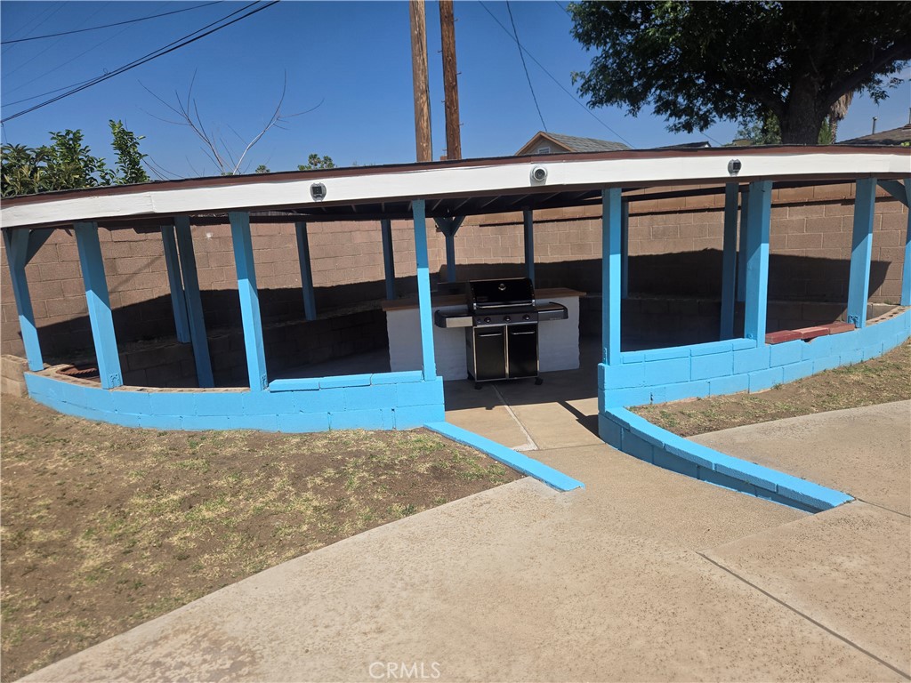 main property photo 22