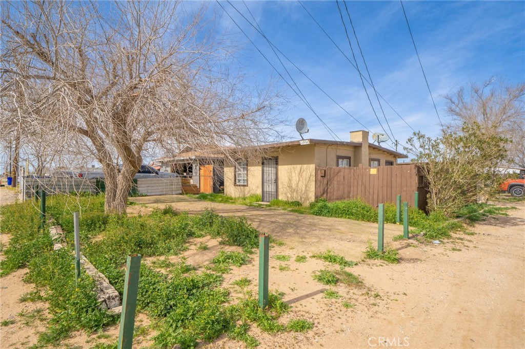 main property photo 17