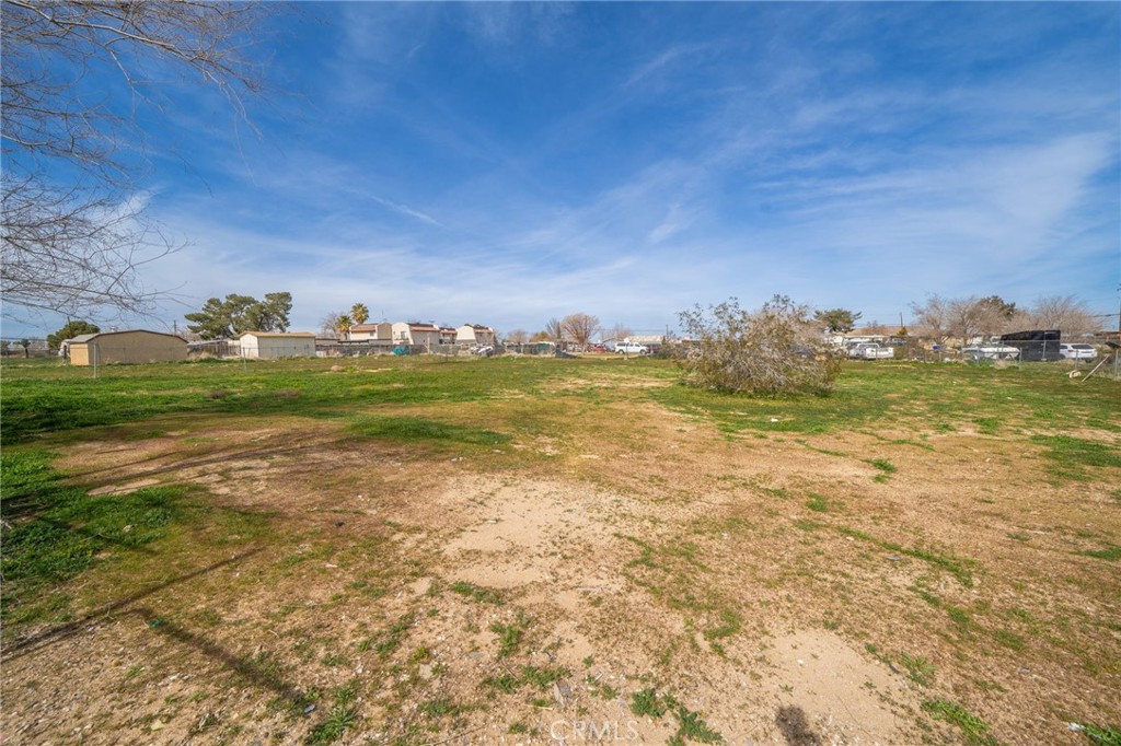 main property photo 45