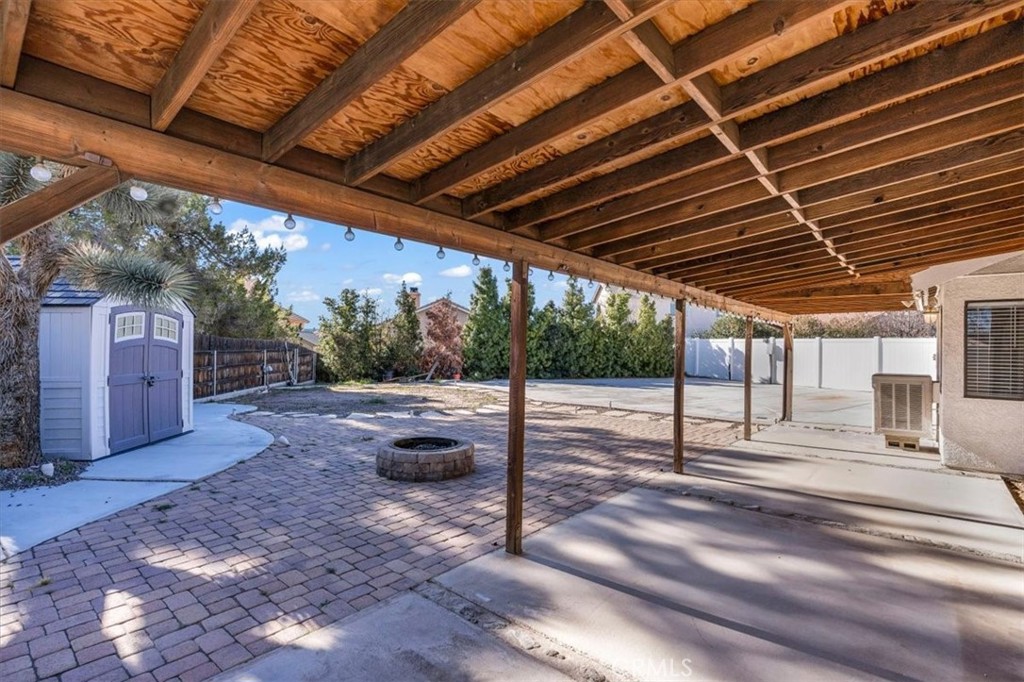 main property photo 16