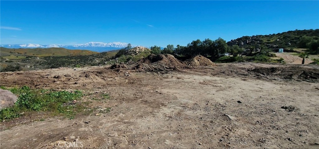 main property photo 19