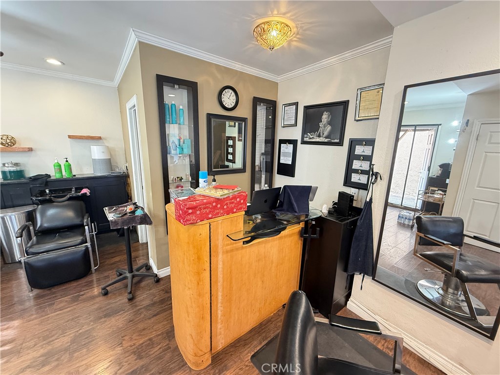 main property photo 32