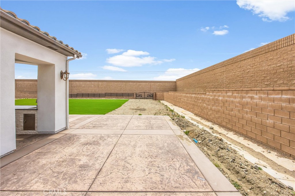 main property photo 57