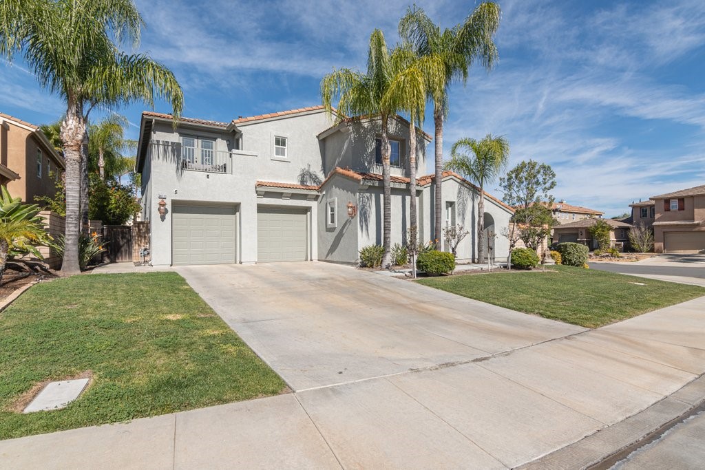 main property photo 11