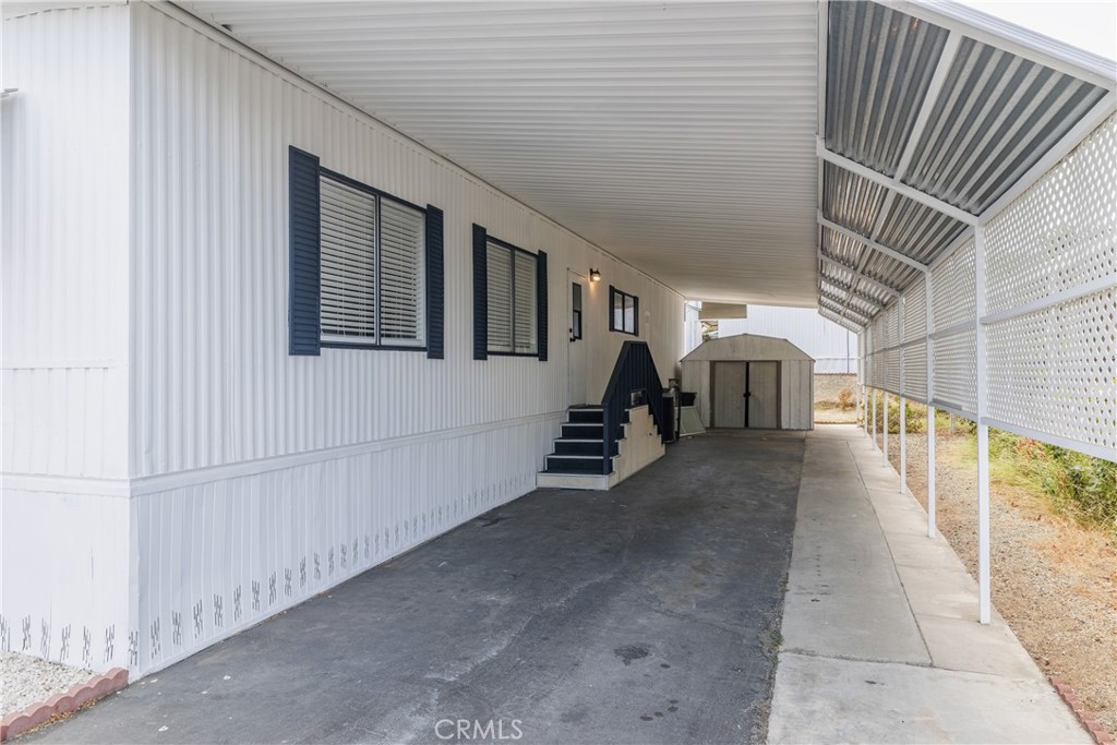 main property photo 35