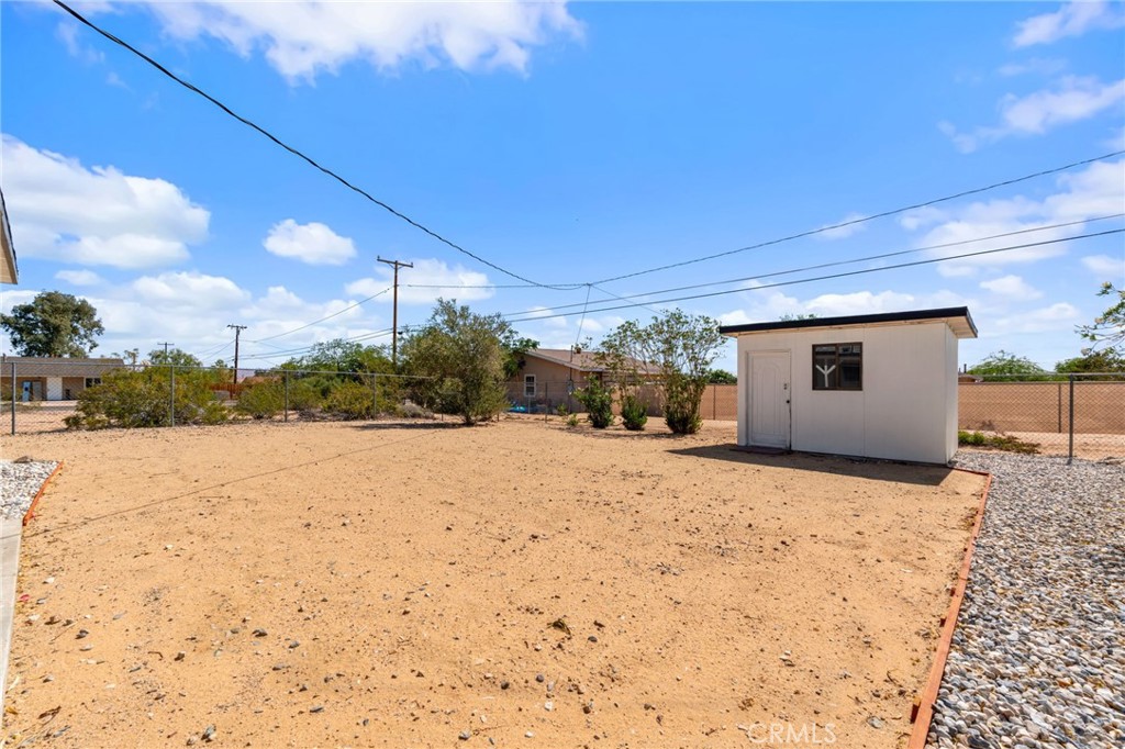 main property photo 39