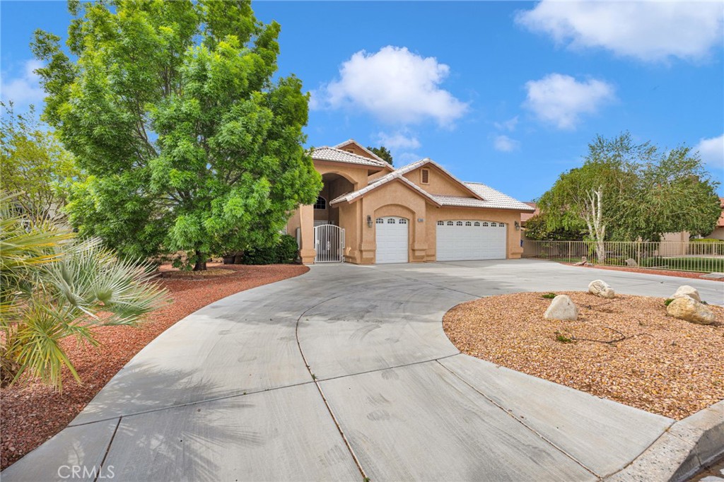 main property photo 1