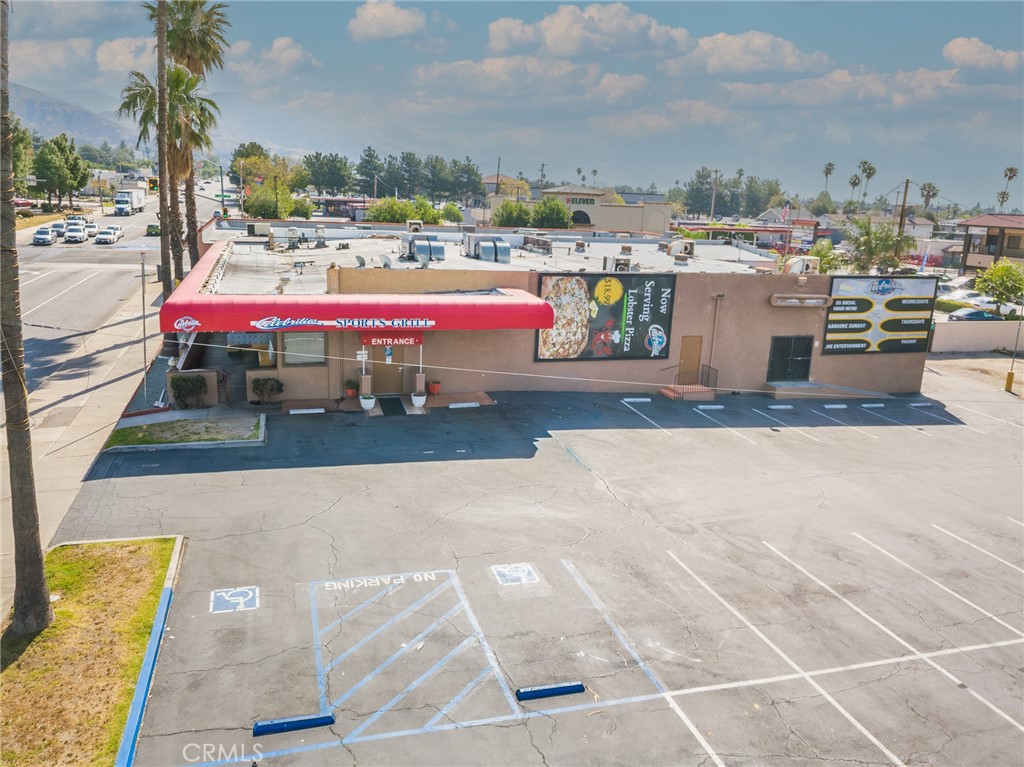 main property photo 10