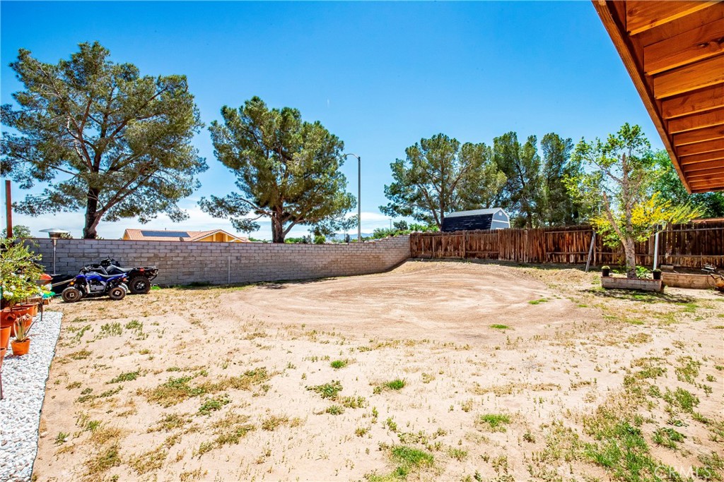 main property photo 20