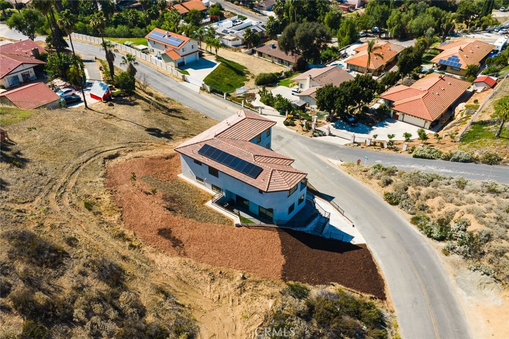 main property photo 52