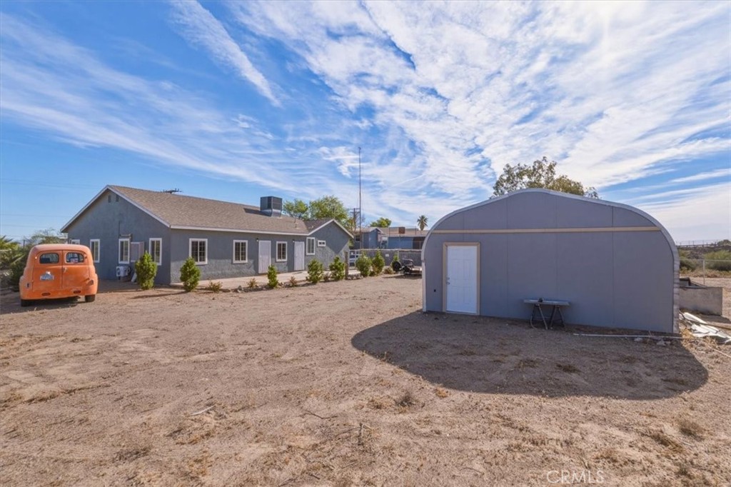 main property photo 32