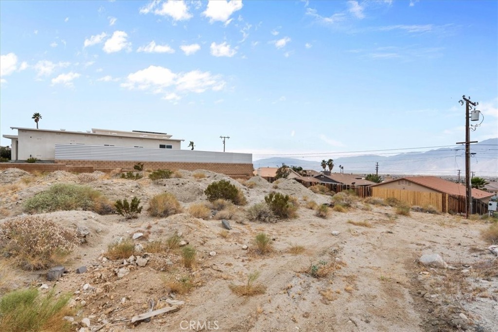 main property photo 6