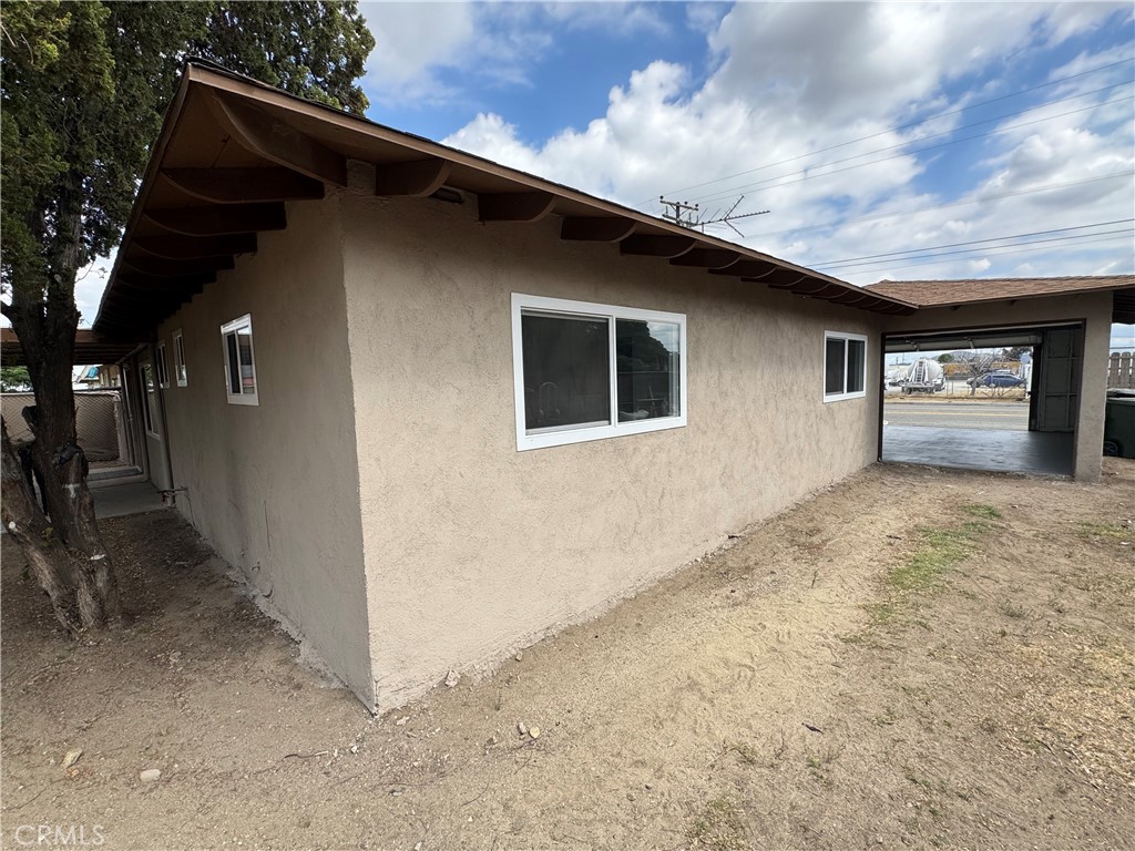 main property photo 25