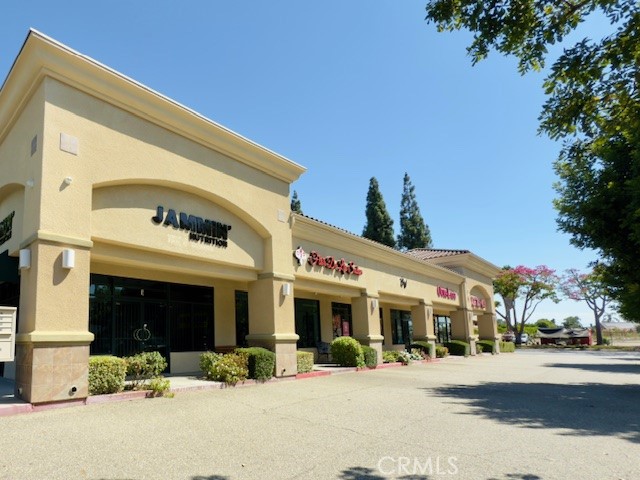 main property photo 11