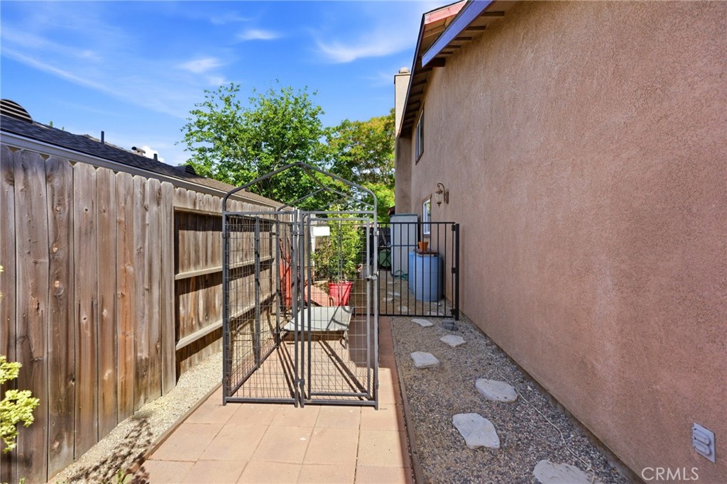 main property photo 39