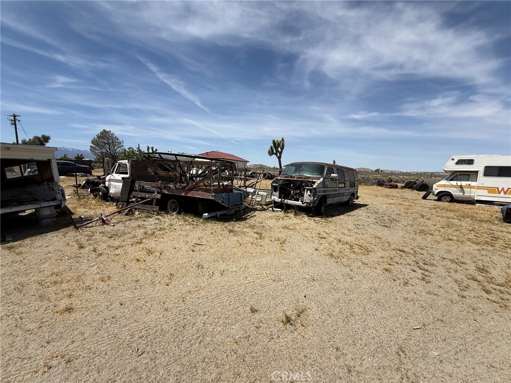 main property photo 13