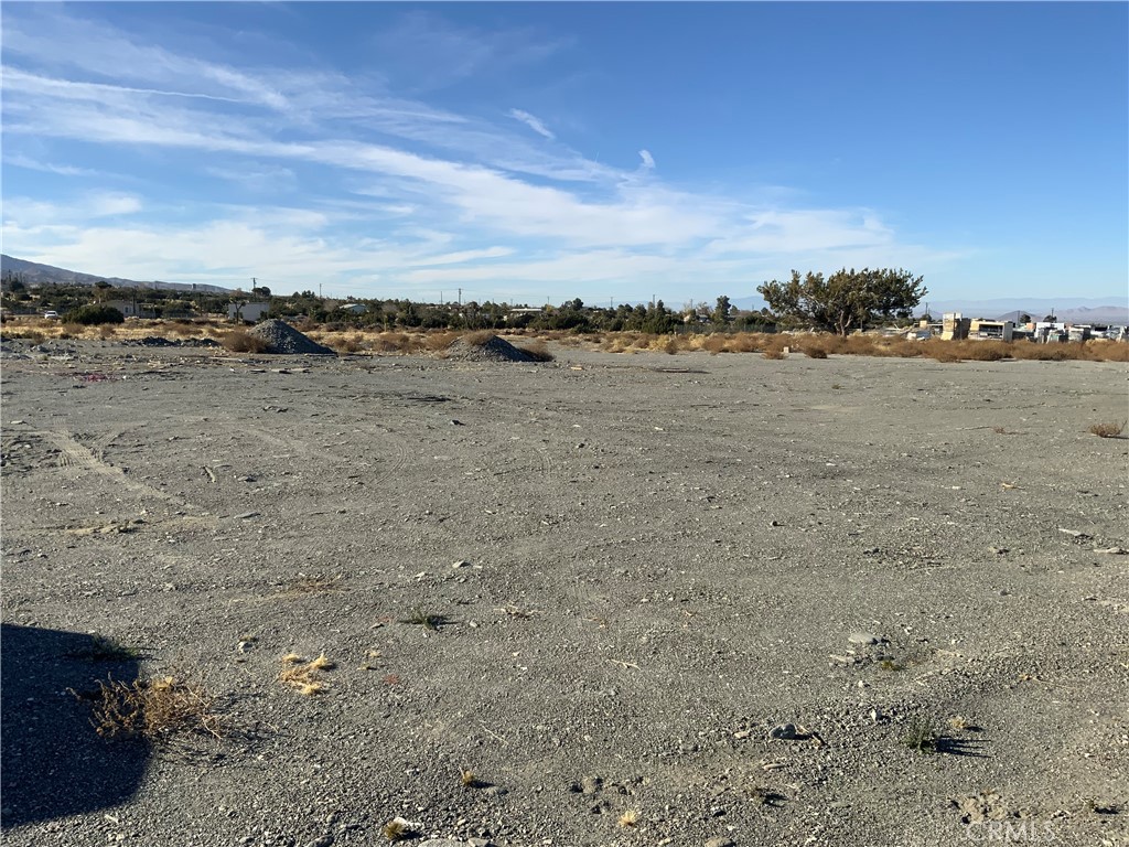 main property photo 4