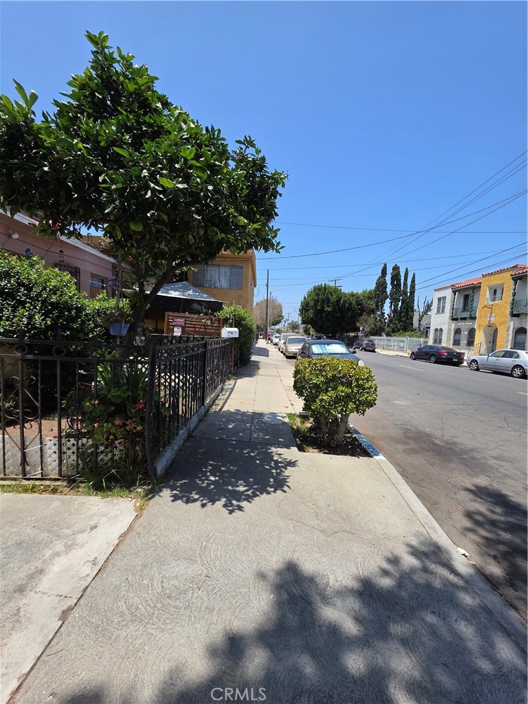 main property photo 12