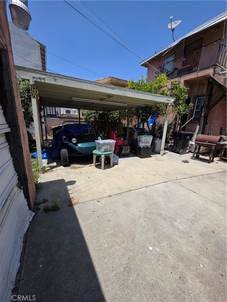 main property photo 9