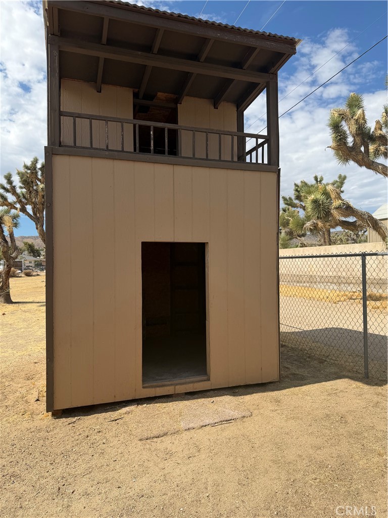 main property photo 18