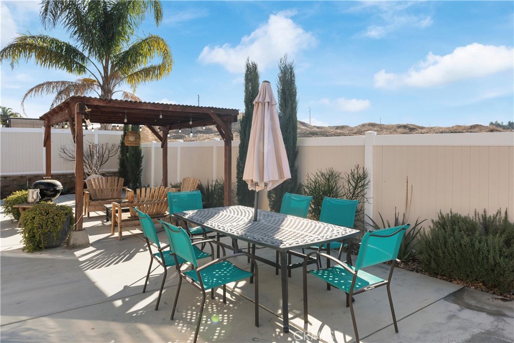 main property photo 49