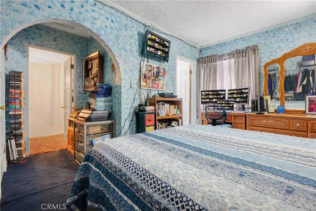 main property photo 16