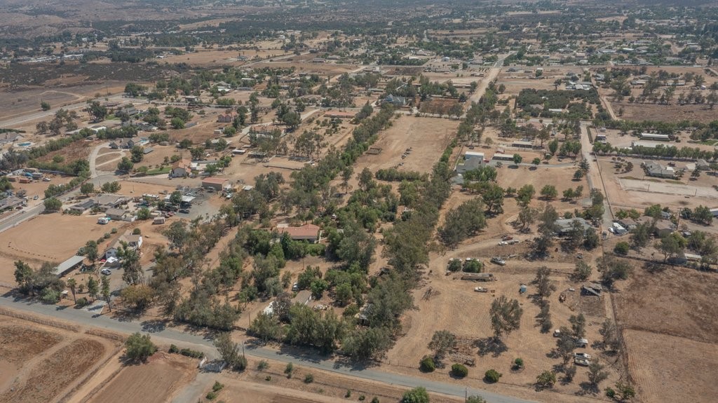 main property photo 73