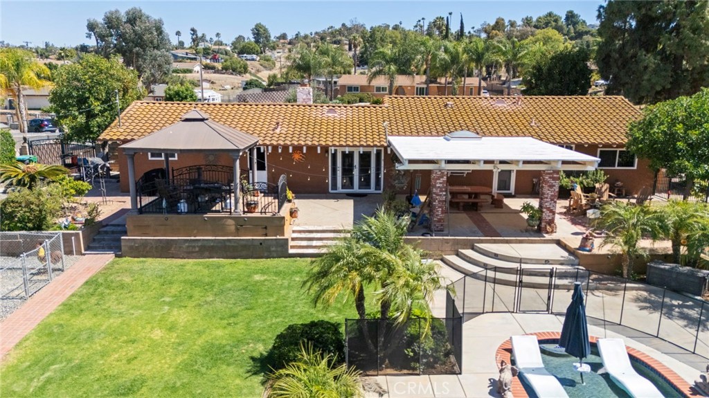 main property photo 50