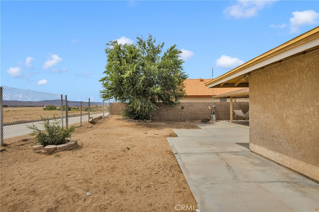 main property photo 24