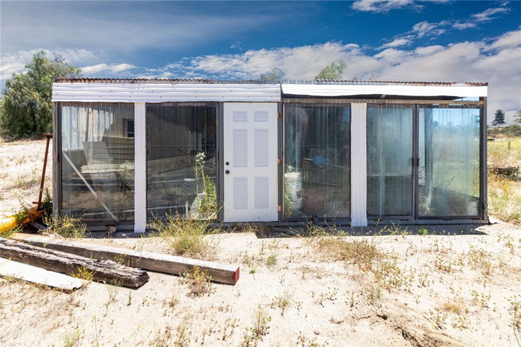 main property photo 27