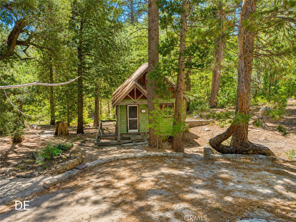main property photo 9