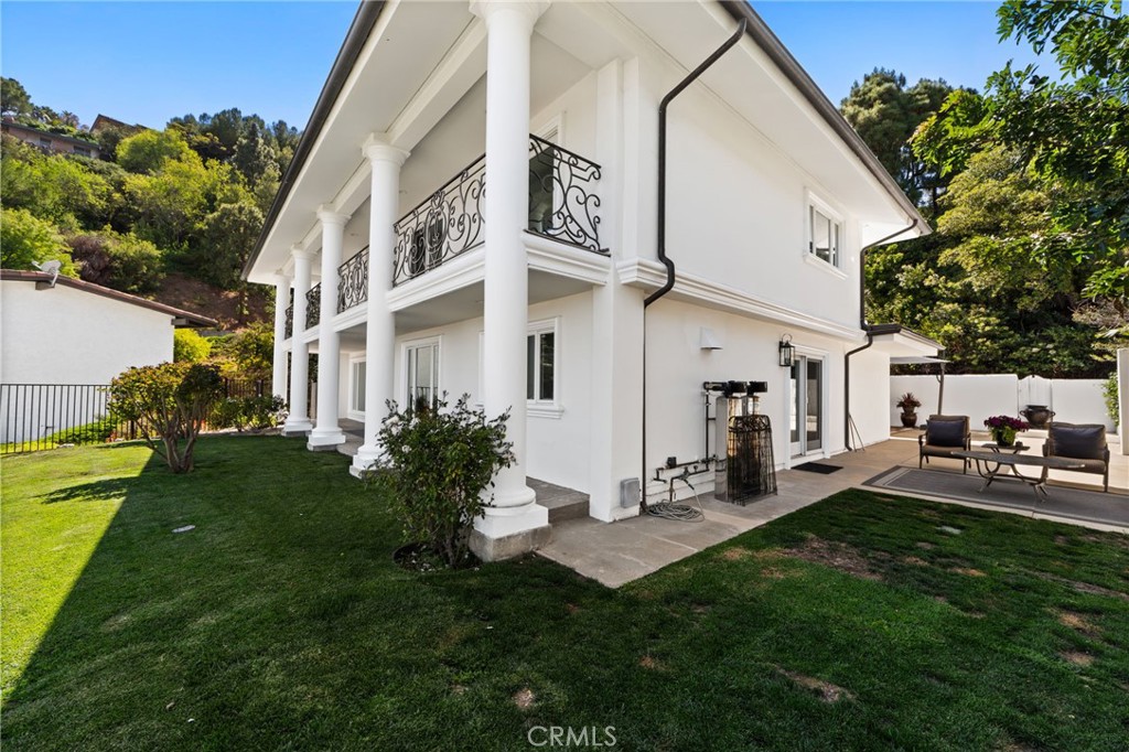 main property photo 17