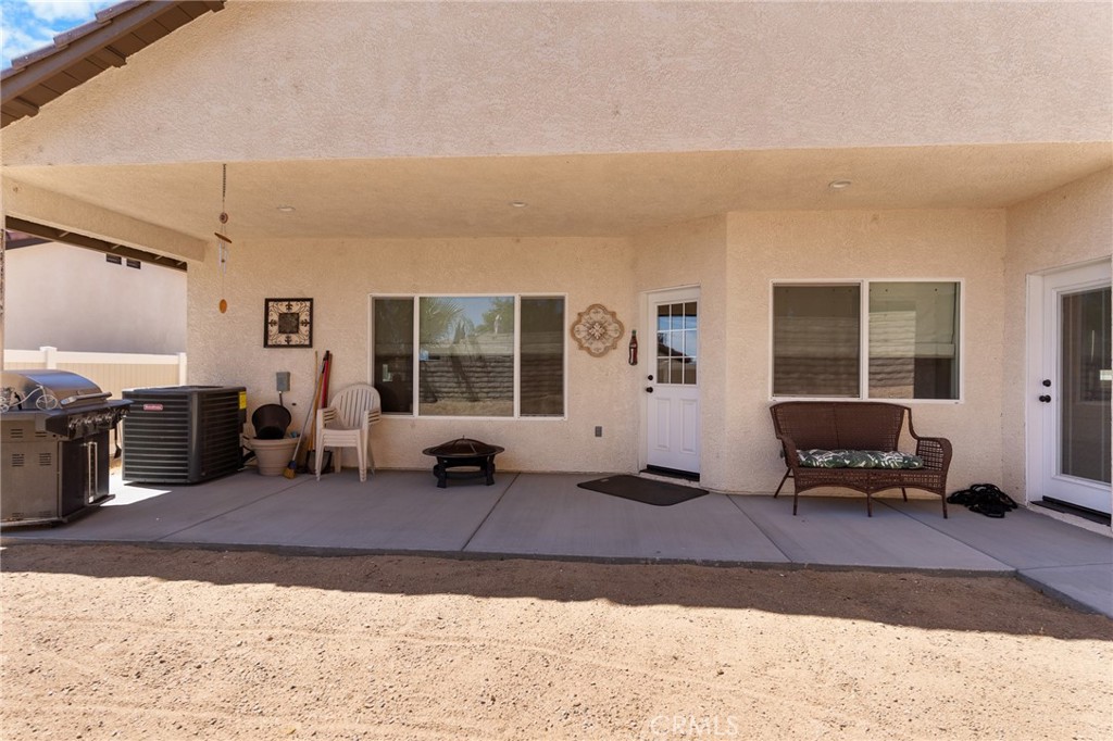 main property photo 40