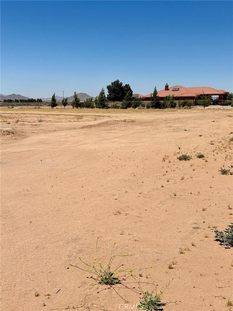 main property photo 37