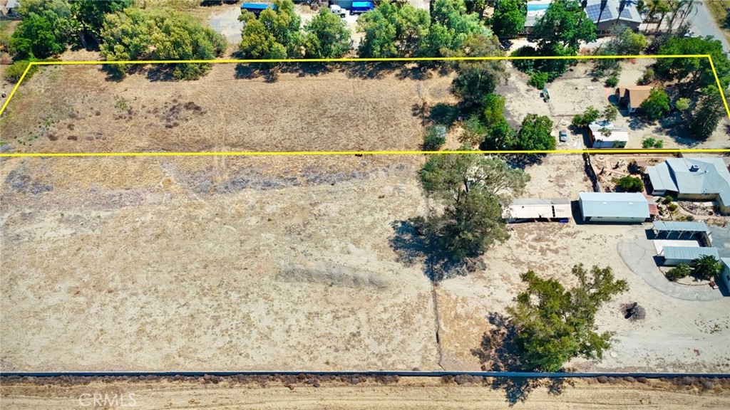 main property photo 10