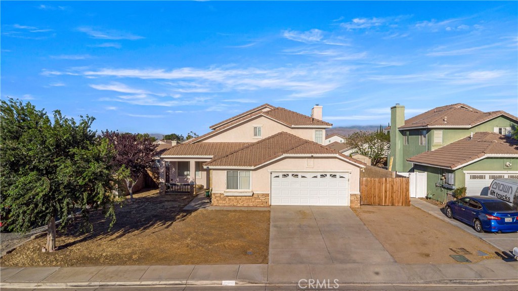 main property photo 2