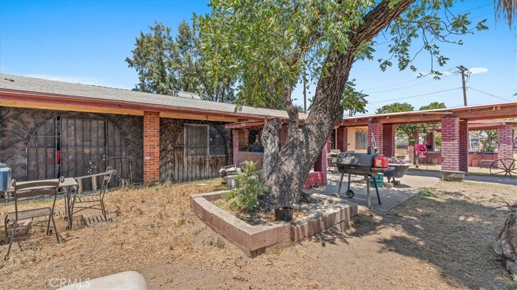 main property photo 16