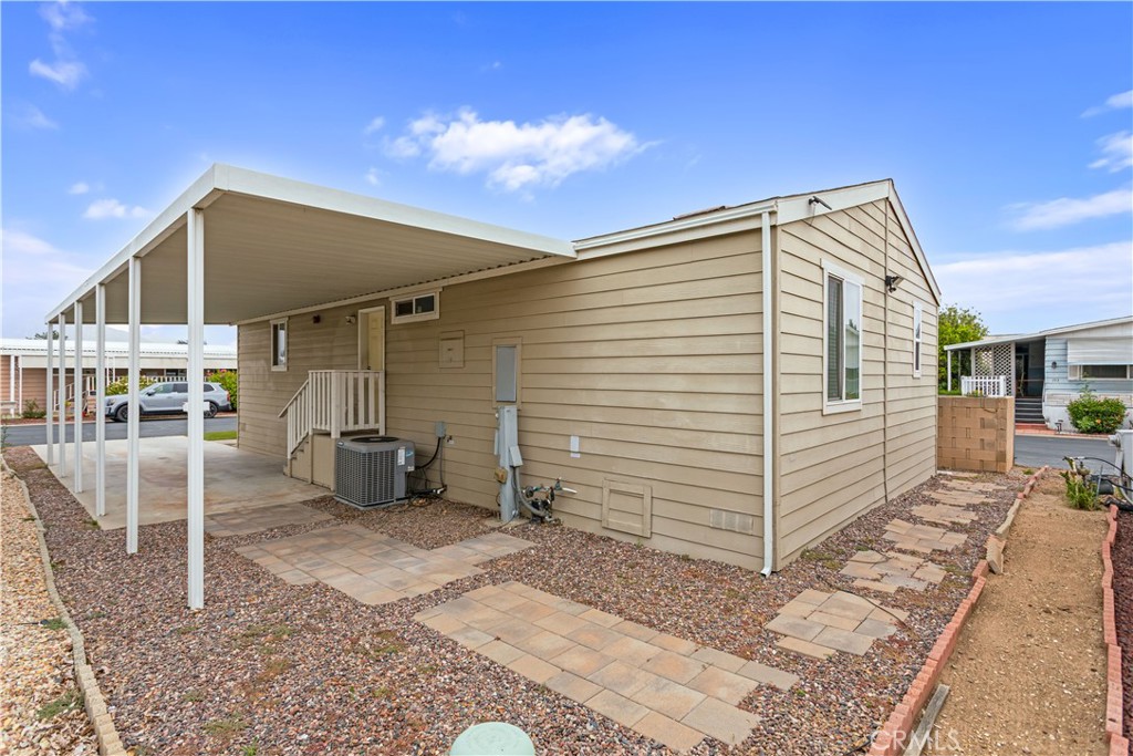 main property photo 24