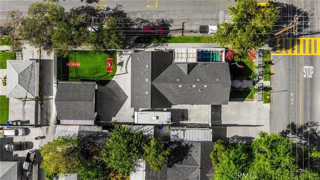 main property photo 51