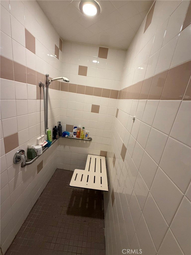 main property photo 59