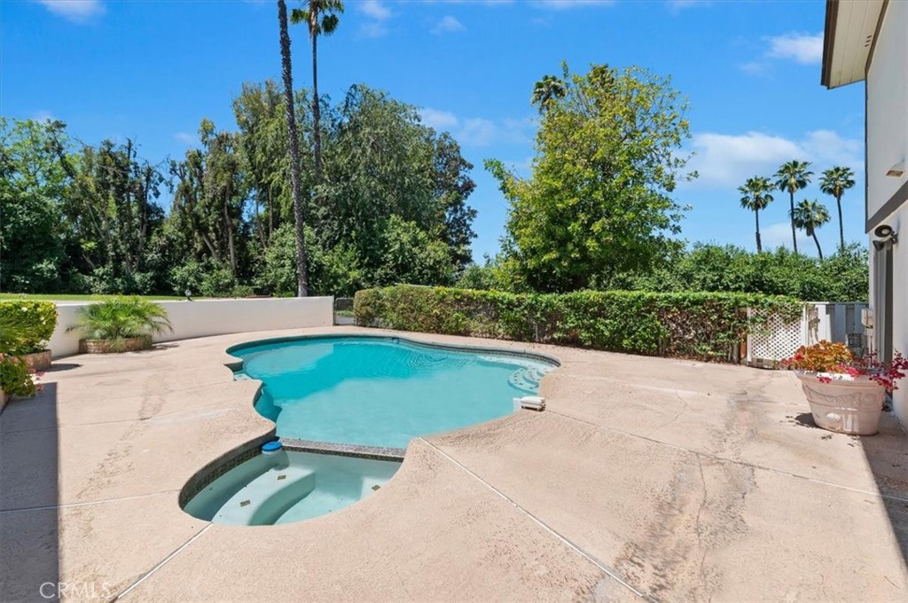 main property photo 59