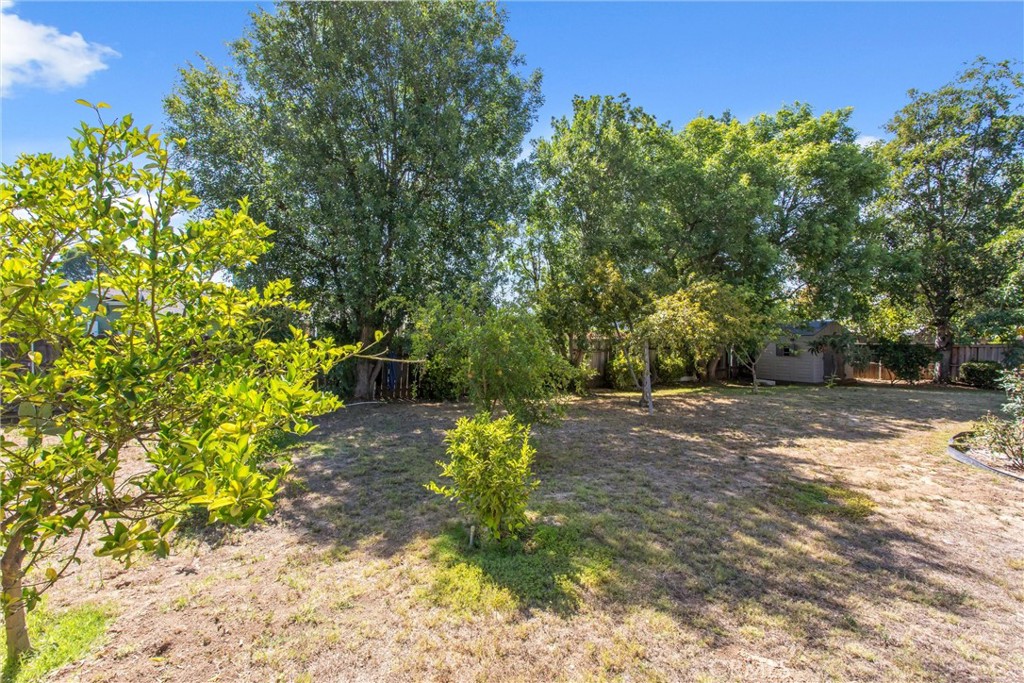 main property photo 39