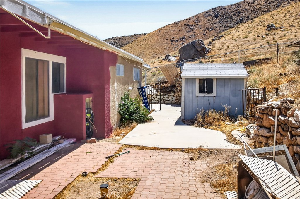 main property photo 37