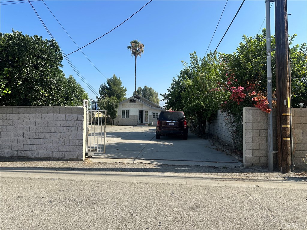 main property photo 18