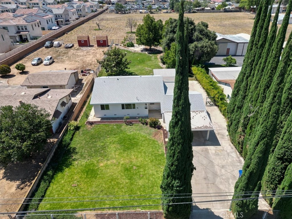 main property photo 41