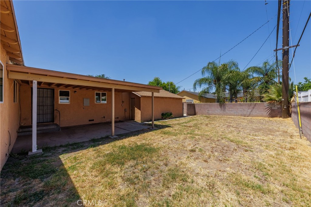 main property photo 23