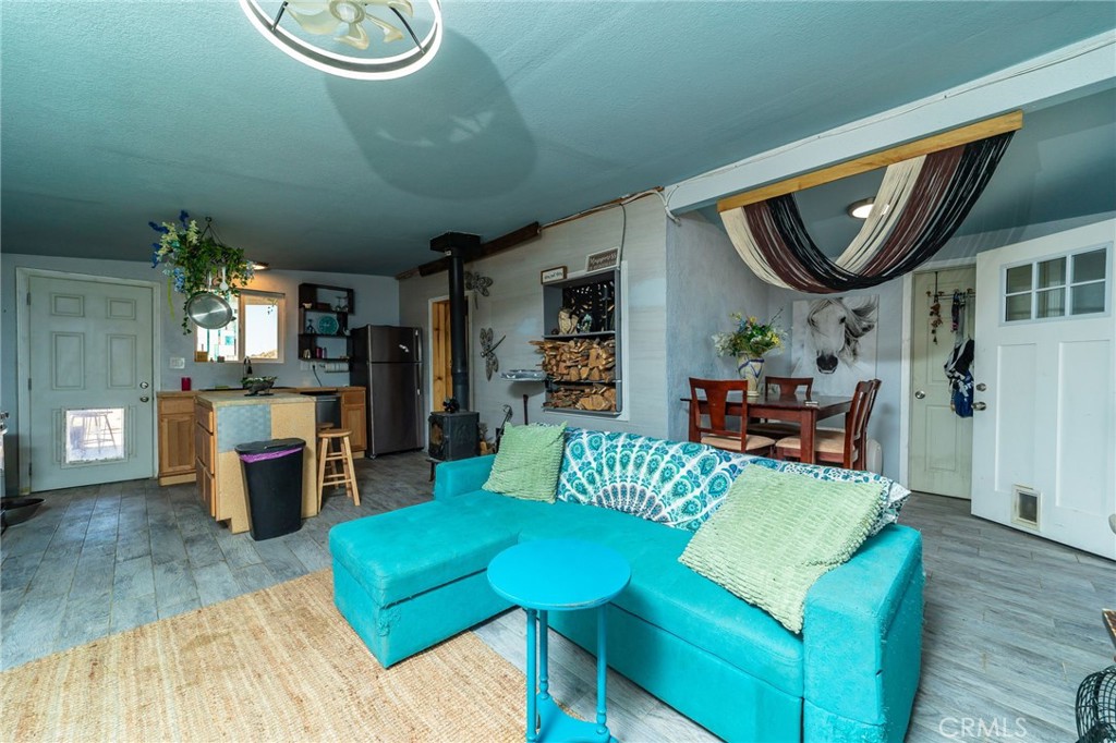 main property photo 30